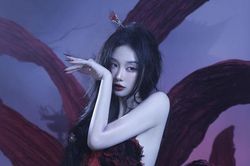 Cosplay 'yêu quái hồ ly', Jun Vũ đẹp ma mị khó cưỡng