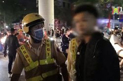 Phát hiện hai vụ vận chuyển ma túy, 'khí cười'