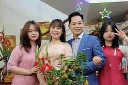 Vợ chồng Nhà giáo Ưu tú nỗ lực vì giáo dục vùng cao