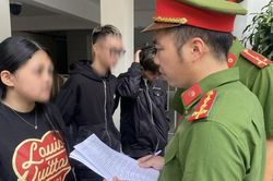Lời khai hé lộ nguyên nhân 'quái xế' tông trúng cô gái tử vong: Đi chụp ảnh ở phố cổ, đuổi theo đoàn xe náo loạn để 'thăm dò' người quen rồi gây tai nạn