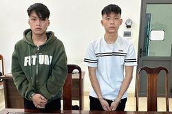 Nuốt không trôi nên tự thú