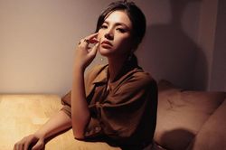 Thu Quỳnh hết thích 'trai hư', tiết lộ lý do đi làm khi con mới 20 ngày tuổi