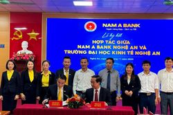 Nam A Bank Chi nhánh Nghệ An ký hợp tác với Đại học Kinh tế Nghệ An