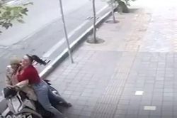 Bị sàm sỡ, cô gái xô ngã, kẹp cổ gã biến thái