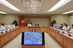 Góp ý, hoàn thiện các dự thảo nghị định quy định chi tiết Luật Đường bộ và Luật Trật tự, an toàn giao thông đường bộ