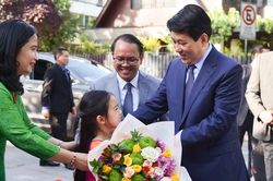 Chủ tịch nước Lương Cường gặp mặt cán bộ Đại sứ quán và cộng đồng người Việt Nam tại Chile