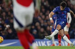 Tân binh tỏa sáng, Chelsea buộc Arsenal phải chia điểm