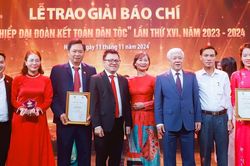 Báo Nghệ An đoạt giải B và C Giải báo chí 'Vì sự nghiệp Đại đoàn kết toàn dân tộc'