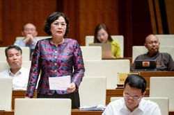 Thống đốc Ngân hàng Nhà nước khởi động phiên trả lời chất vấn trước Quốc hội