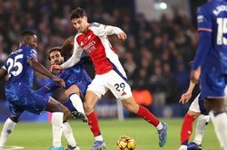 Bộ phim u ám của Arsenal