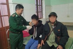 Quân y Đồn Biên phòng Tri Lễ kịp thời cứu sống nam thanh niên ăn lá ngón