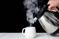 Chữ và nghĩa: Đun sôi để nguội