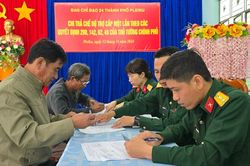 Pleiku: Chi trả chế độ trợ cấp một lần cho 40 đối tượng chính sách