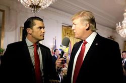 Hóa ra bước đi mới nhất của ông Trump đã thành công chọc tức đối thủ