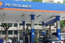 Giá xăng dầu hôm nay 15/11/2024: Giá dầu tiếp tục tăng nhẹ, giá xăng dầu trong nước đồng loạt giảm