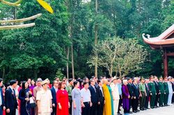 Các tấm gương điển hình học tập và làm theo Bác báo công tại Khu Di tích lịch sử K9