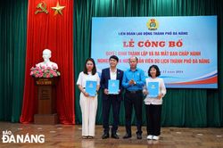 Thành lập nghiệp đoàn cơ sở hướng dẫn viên du lịch thành phố