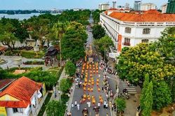 Cần đầu tư tương xứng cho phố bảo tàng bên sông Hương