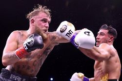 Jake Paul từ 'kẻ đáng ghét nhất thế giới' đến đối thủ 80 triệu USD của Mike Tyson