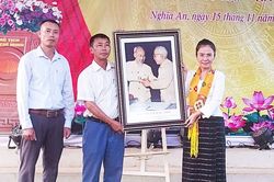 Chủ tịch Ủy ban MTTQ tỉnh dự Ngày hội Đại đoàn kết tại Nghĩa Đàn
