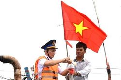 Nghĩa tình Người chiến sĩ Cảnh sát biển