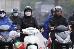 Miền Bắc có nơi lạnh 15 độ, Biển Đông hứng bão Man-yi