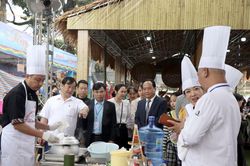 Sôi nổi trổ tài đầu bếp vàng Tây Bắc