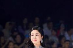Người đẹp 'lá ngọc cành vàng' Thu Hà bây giờ ra sao?