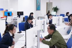Sôi động 'bơm' tín dụng cho nền kinh tế