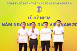 Sông Lam Nghệ An tổ chức kỷ niệm 42 năm ngày Nhà giáo Việt Nam