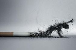 Khuyến nghị tăng thuế thuốc lá để giảm lượng tiêu thụ