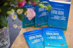 Ra mắt sách 'Thương hiệu địa phương: Hình ảnh và bản sắc'