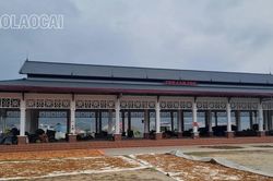 Cần sớm trả lại đúng chức năng cho chợ Cam Cọn