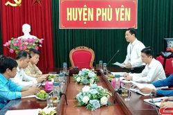 Hỗ trợ xây dựng nhà cho 5 hộ nghèo