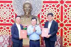 Bí thư Tỉnh ủy, Chủ tịch UBND tỉnh Nghệ An Nguyễn Đức Trung làm việc với Tập đoàn Luxshare - ICT