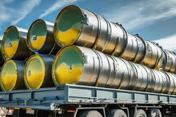 Giá uranium tăng vọt sau khi Nga ban bố lệnh cấm xuất khẩu sang Mỹ