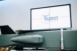 Thủ tướng Đức tái khẳng định không chuyển tên lửa Taurus tới Ukraine