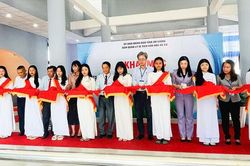 Khai mạc triển lãm cổ vật văn hóa Óc Eo và ra mắt sản phẩm du lịch thông minh trên nền tảng số VR 360