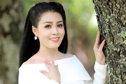 Võ Ngọc Quyền đoạt huy chương vàng 'Liên hoan Cải lương toàn quốc 2024'