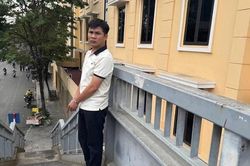 Đối tượng cướp điện thoại của nữ sinh trước cổng trường sa lưới