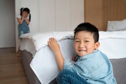 6 dấu hiệu đứa trẻ lớn lên ích kỷ và thiếu tôn trọng