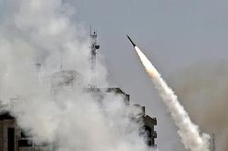 Hezbollah lại tập kích dữ dội vào Israel