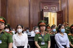 Nguyên Bí thư Tỉnh ủy Bến Tre bị đề nghị 28-29 năm tù
