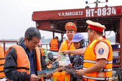 Bảo đảm an toàn giao thông đường thủy mùa khô trên địa bàn Thủ đô