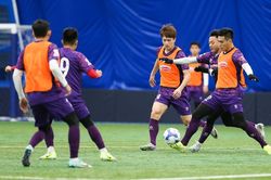 ĐT Việt Nam vs Ulsan Citizen: HLV Kim Sang Sik thử nghiệm, xem băng chuẩn bị cho ASEAN Cup