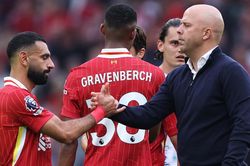 Bài toán hợp đồng với Mohamed Salah của Liverpool là 'một vũ điệu' phức tạp
