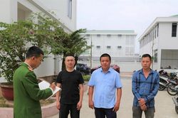 Khởi tố các đối tượng gây rối trật tự công cộng do đốt pháo ở TP Vinh