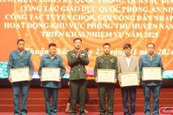 Thuận Châu tổng kết công tác quốc phòng, quân sự địa phương