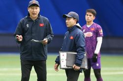 Đội tuyển Việt Nam hoạt động hết công suất, chờ đọ tài đội bóng K.League 1