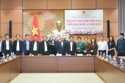 Đoàn đại biểu Quốc hội Nghệ An tổng kết công tác năm 2024, triển khai nhiệm vụ năm 2025